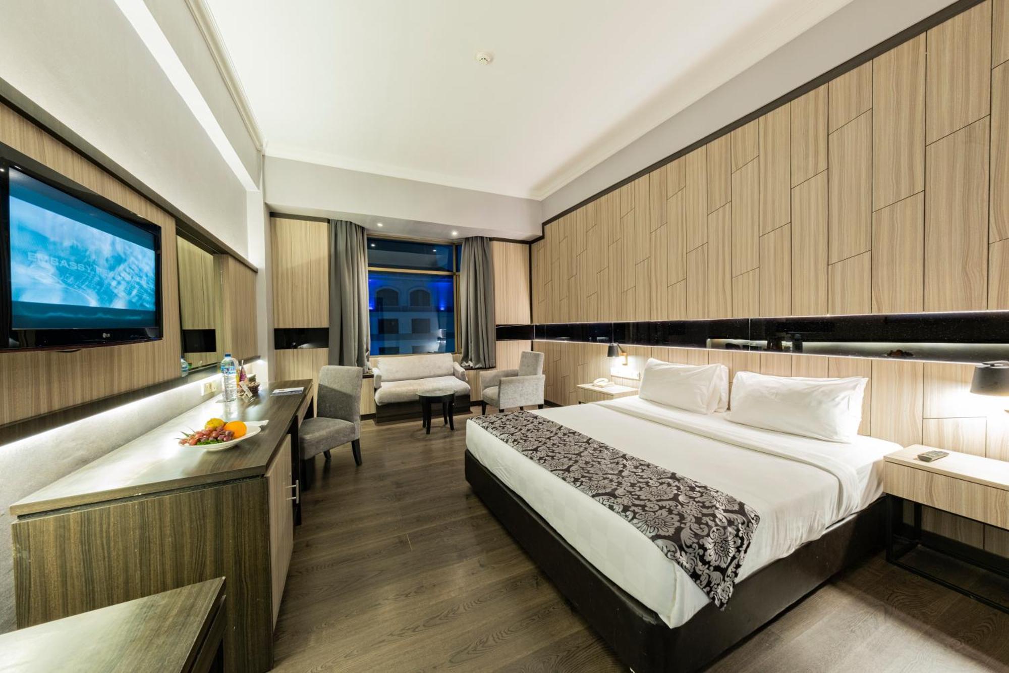 Grand Jatra Hotel Пеканбару Екстериор снимка