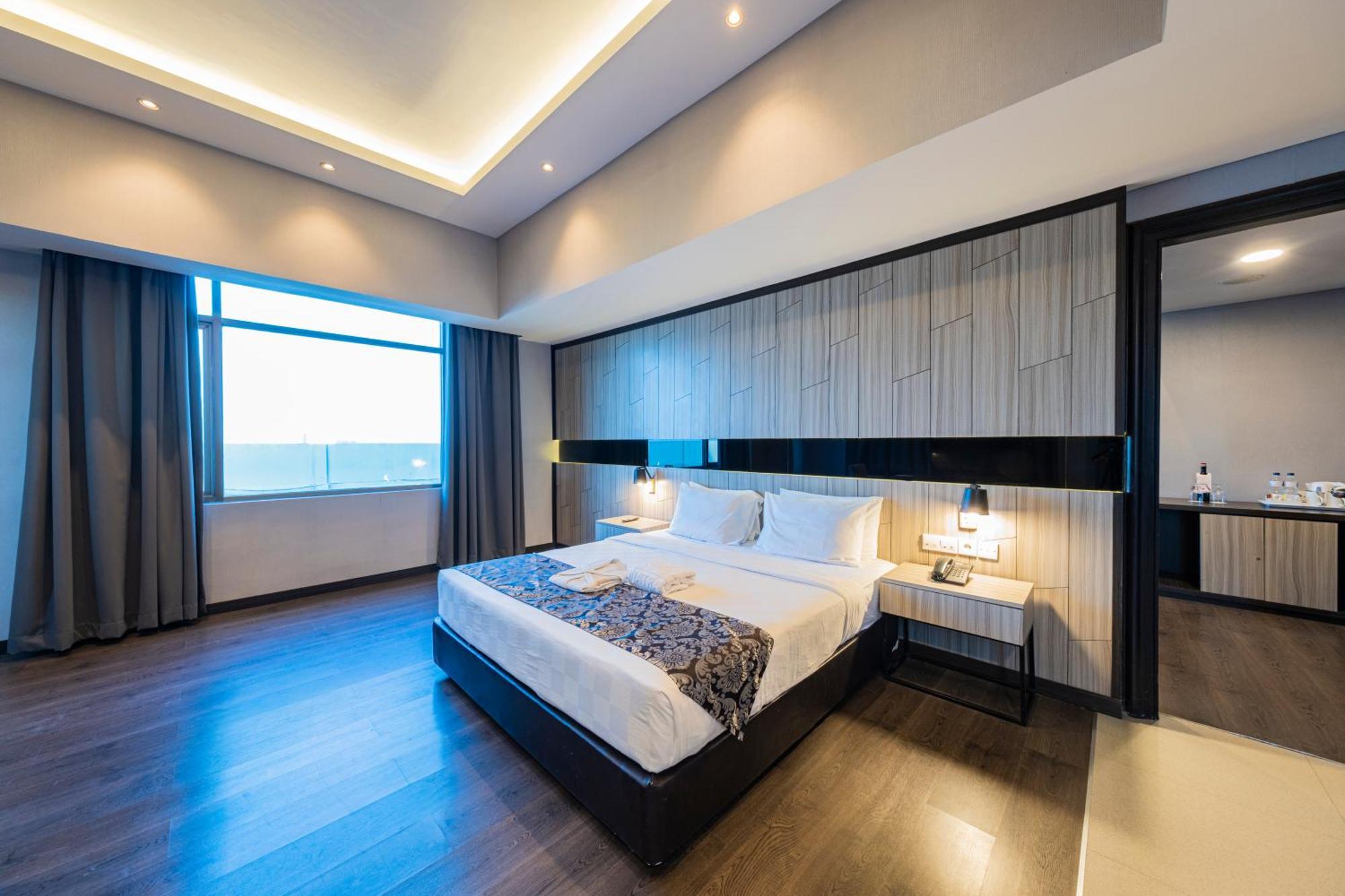 Grand Jatra Hotel Пеканбару Екстериор снимка
