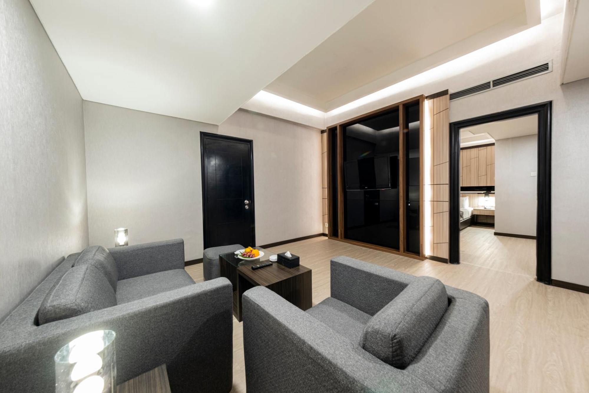 Grand Jatra Hotel Пеканбару Екстериор снимка