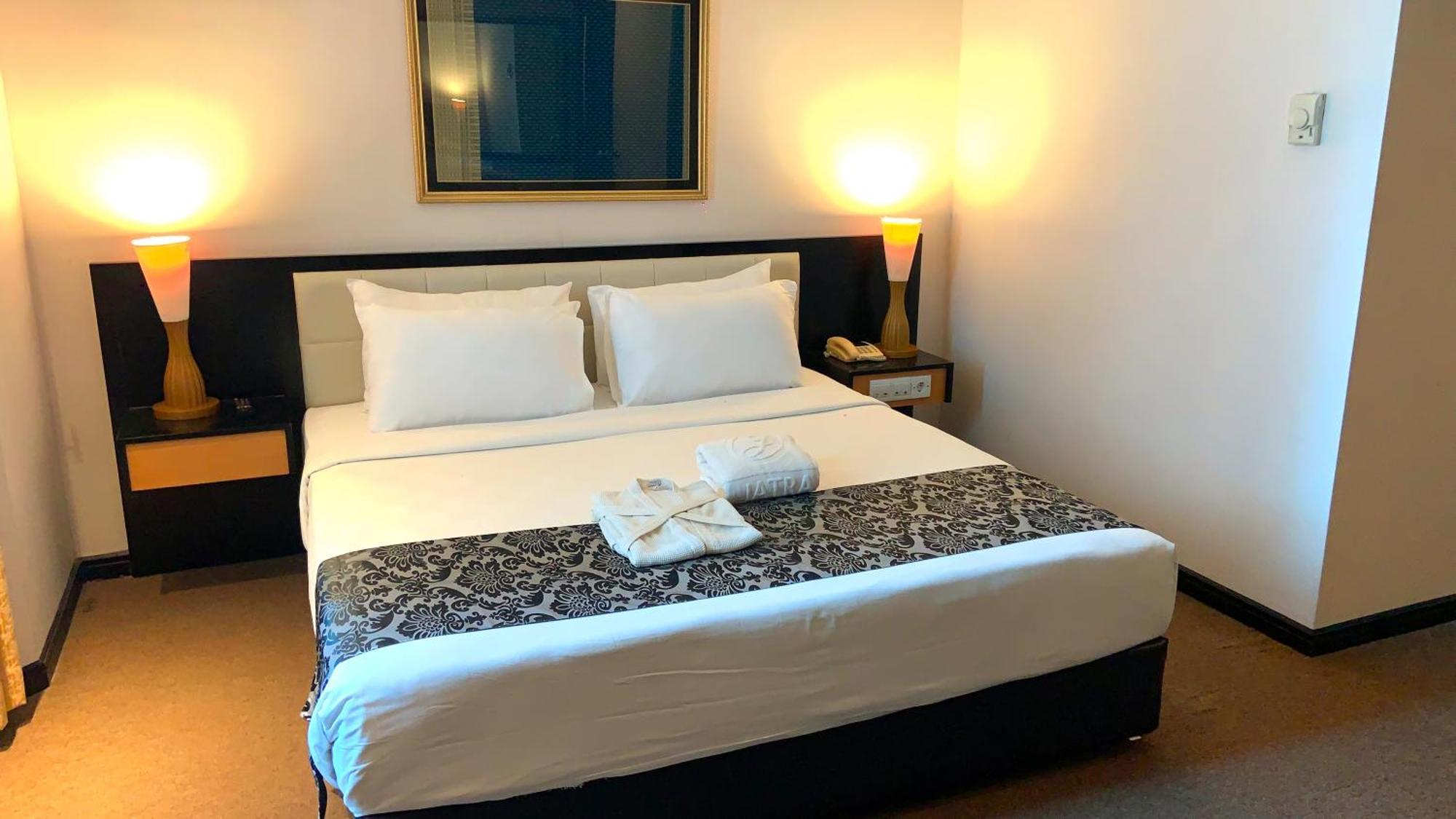 Grand Jatra Hotel Пеканбару Екстериор снимка